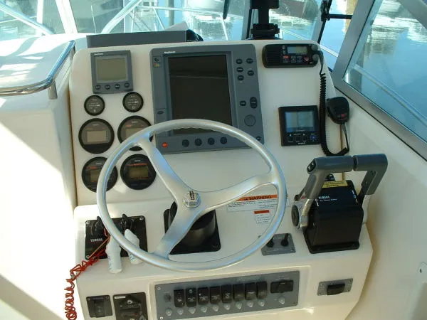 Slide: The Image of Pursuit 2870 Walkaround 2002 - 3