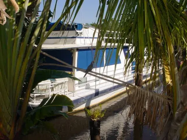 Slide: The Image of Gibson HOUSEBOAT 1979 - 1