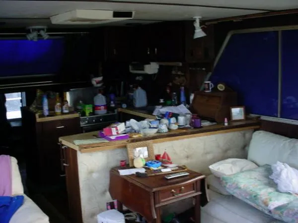 Slide: The Image of Gibson HOUSEBOAT 1979 - 4