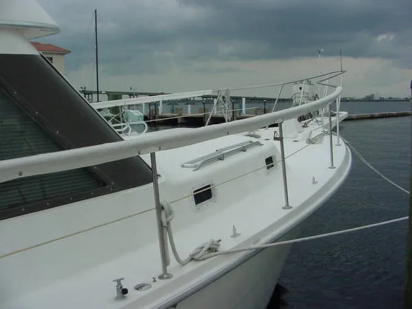 Slide: The Image of Gulfstar Motoryacht 1986 - 1