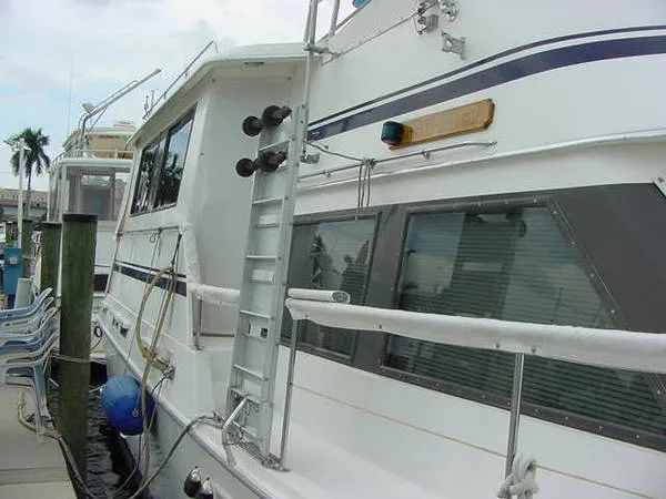 Slide: The Image of Gulfstar Motoryacht 1986 - 2