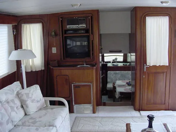 Slide: The Image of Gulfstar Motoryacht 1986 - 4