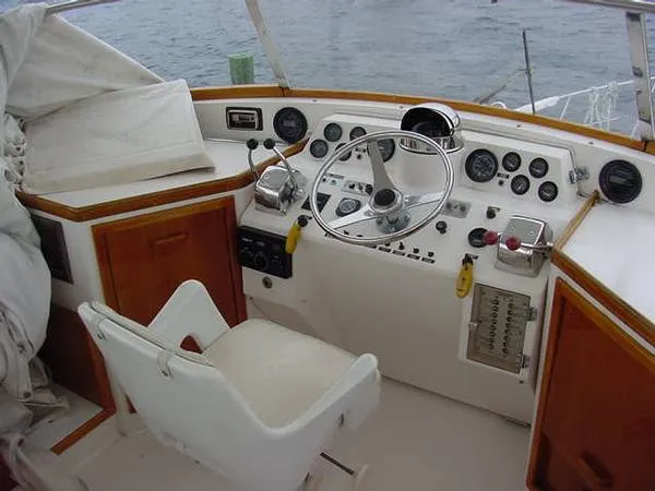 Slide: The Image of Gulfstar Motoryacht 1986 - 9