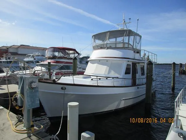 Slide: The Image of Universal Marine Sedan 41 1979 - 0