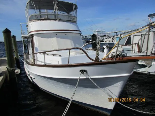 Slide: The Image of Universal Marine Sedan 41 1979 - 3