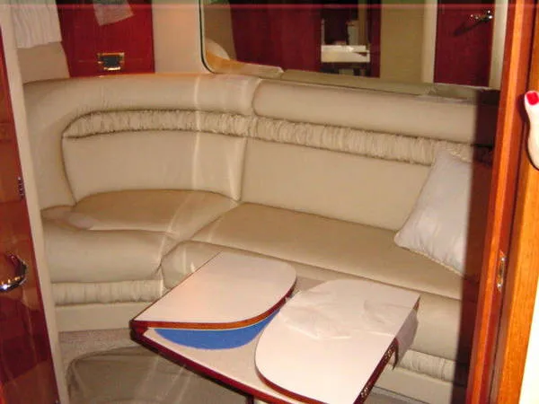 Slide: The Image of Sea Ray 2000 - 5