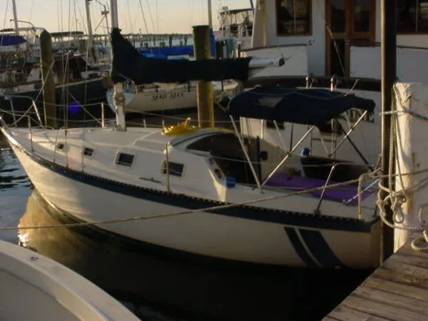 Slide: The Image of Lancer Sloop 1979 - 0