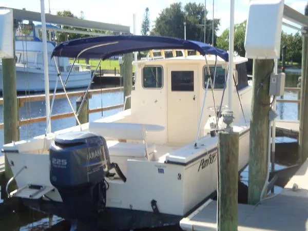 Slide: The Image of Parker Marine 2520 XL Sport Cabin 2005 - 2