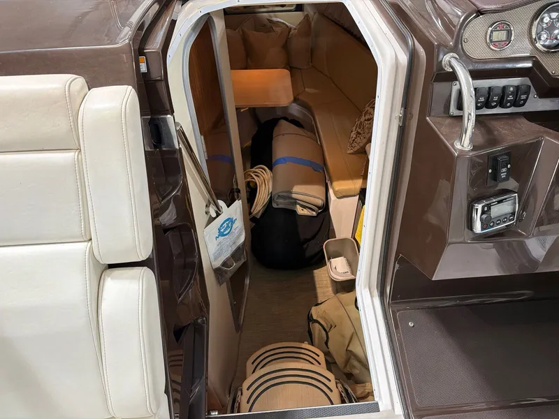 Slide: The Image of Regal 28 Express 2014 - 18