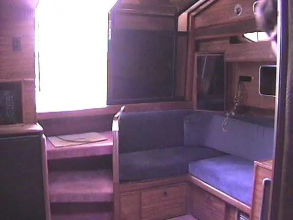 Slide: The Image of Sea Ray Express Cruiser 1981 - 4