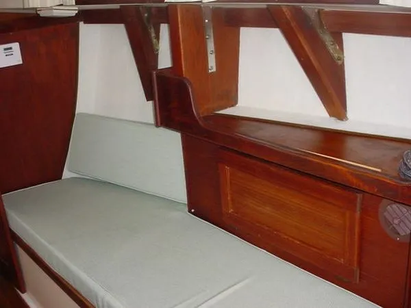 Slide: The Image of Hunter Sloop 1979 - 3