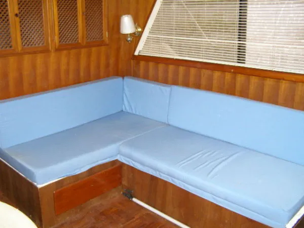 Slide: The Image of Present Cockpit Motoryacht 1986 - 8