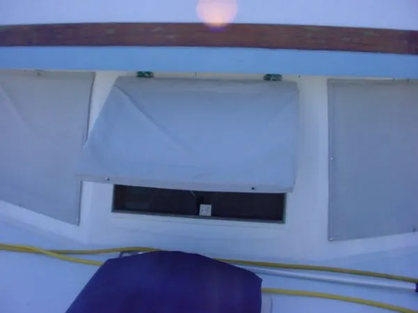Slide: The Image of Marine Trader Double Cabin 1982 - 5