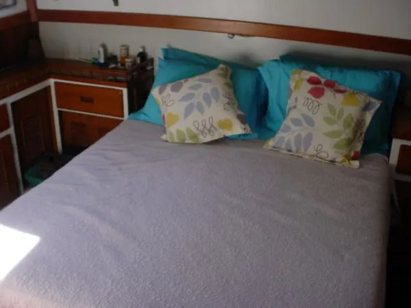 Slide: The Image of Marine Trader Double Cabin 1982 - 8
