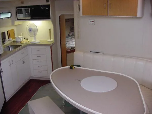 Slide: The Image of Mainship Motoryacht 1995 - 1