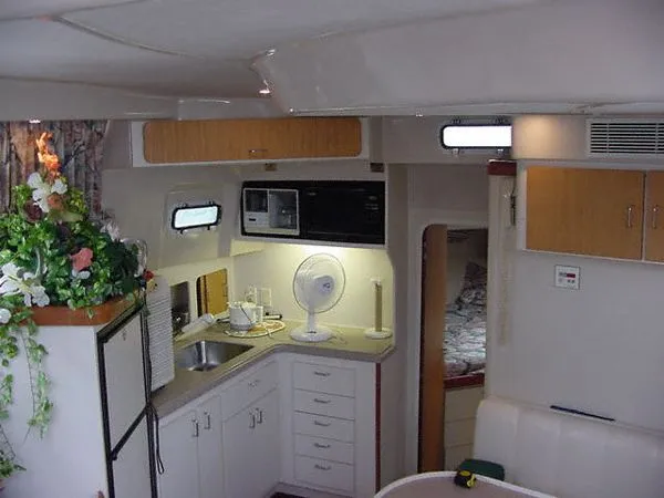 Slide: The Image of Mainship Motoryacht 1995 - 2