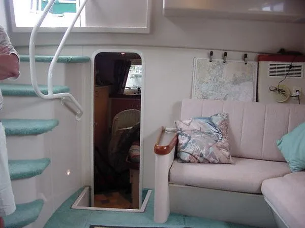 Slide: The Image of Mainship Motoryacht 1995 - 4