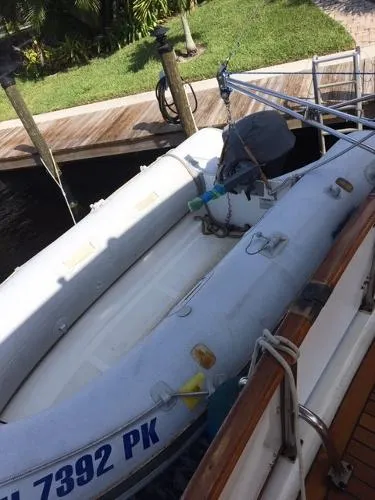 Slide: The Image of Marine Trader Sundeck 1984 - 6