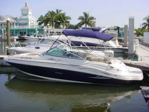 Slide: The Image of Sea Ray 220 Sundeck 2006 - 0
