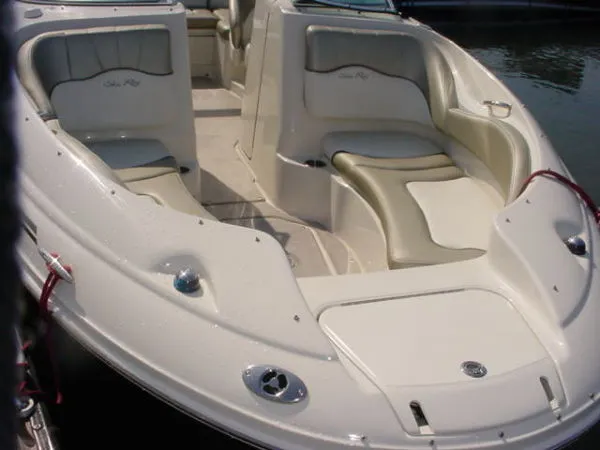 Slide: The Image of Sea Ray 220 Sundeck 2006 - 4