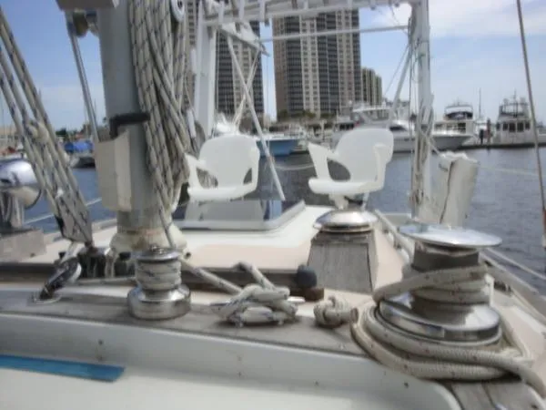 Slide: The Image of Gulfstar Sloop 1980 - 2