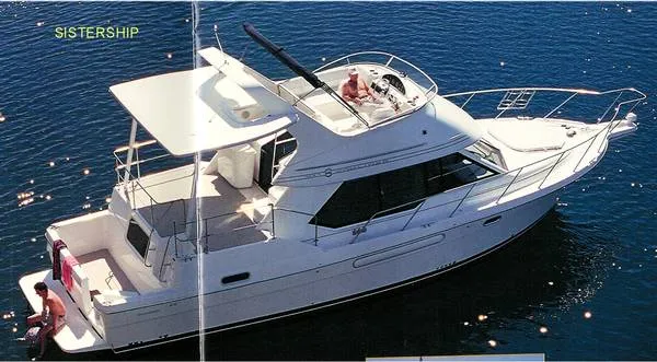 Slide: The Image of Bayliner 4087 Cockpit MY 1996 - 0