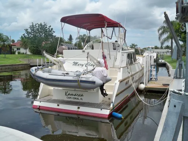 Slide: The Image of Covey Island Motorcruiser 1998 - 1