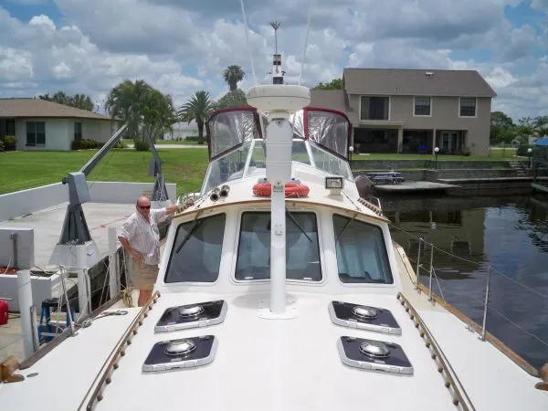 Slide: The Image of Covey Island Motorcruiser 1998 - 2