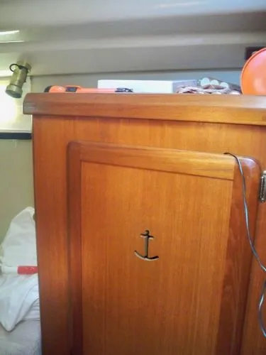 Slide: The Image of Hunter Sloop 1993 - 6