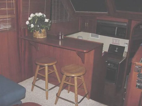Slide: The Image of Oceania Motor Yacht 1986 - 3