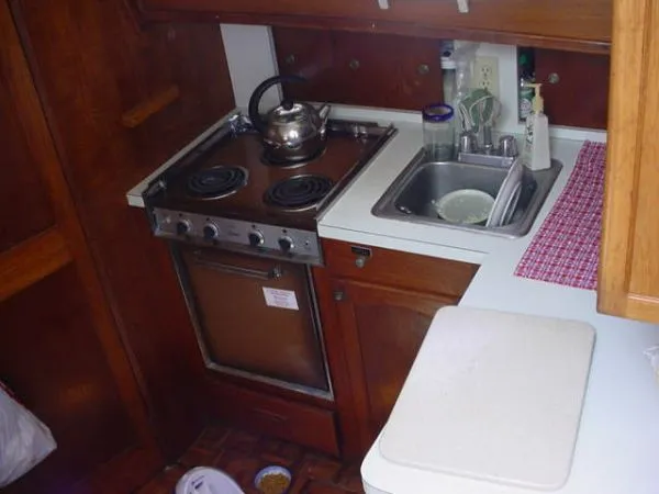 Slide: The Image of Gulfstar Sundeck Trawler MKII 1975 - 2