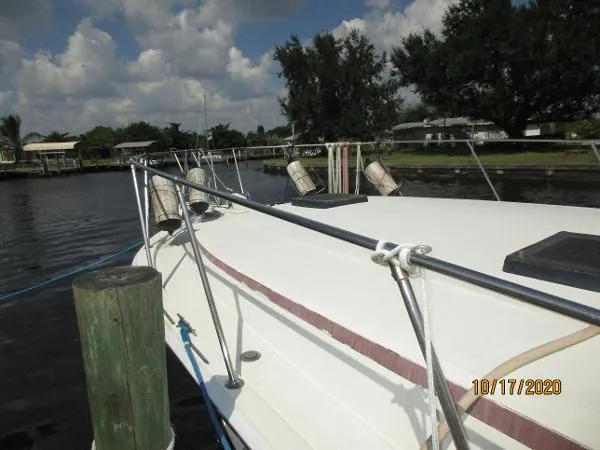 Slide: The Image of Viking 44 Motor Yacht 1983 - 2