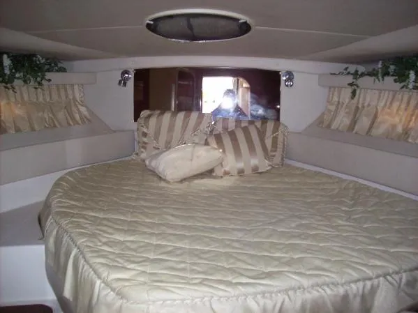 Slide: The Image of Regal 3860 Commodore w/Hardtop 2005 - 3