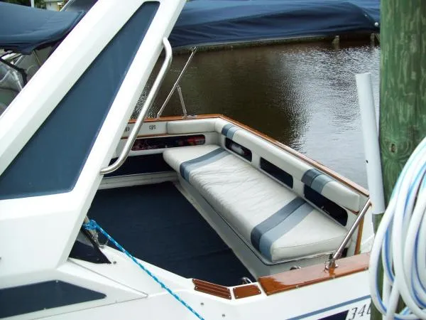 Slide: The Image of Sea Ray 340 Sundancer 1989 - 5