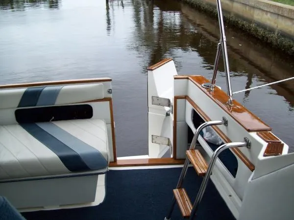 Slide: The Image of Sea Ray 340 Sundancer 1989 - 8