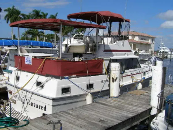 Slide: The Image of Mainship DCMY 1985 - 0