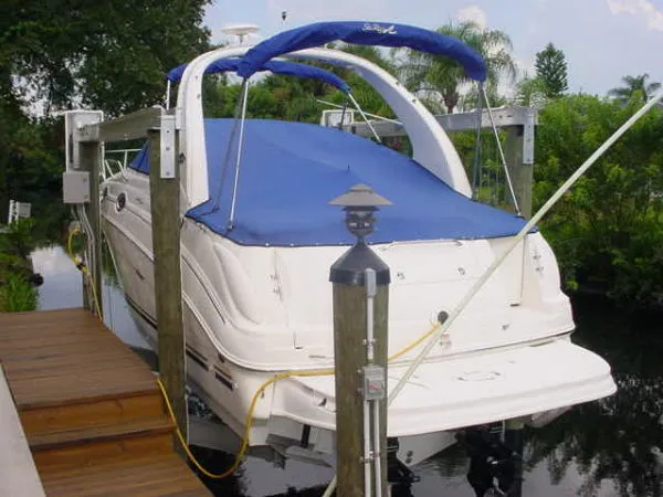 Slide: The Image of Sea Ray 280 Sundancer 2003 - 1