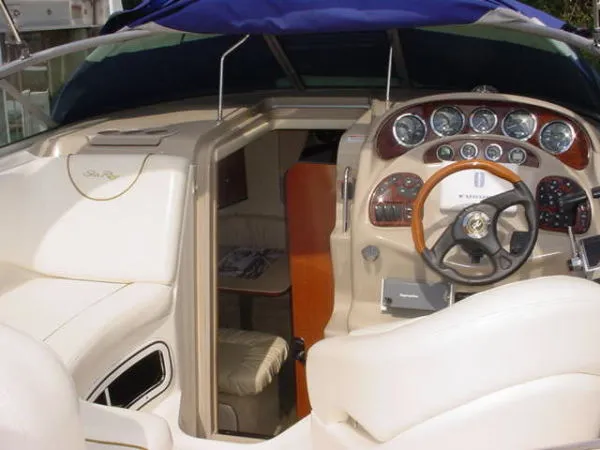 Slide: The Image of Sea Ray 280 Sundancer 2003 - 9
