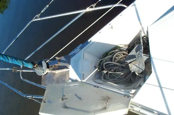 Slide: The Image of Hunter Monohull 1986 - 7