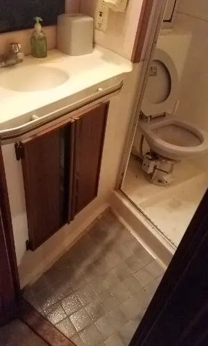 Slide: The Image of Sea Ray 440 Aft Cabin 1988 - 11