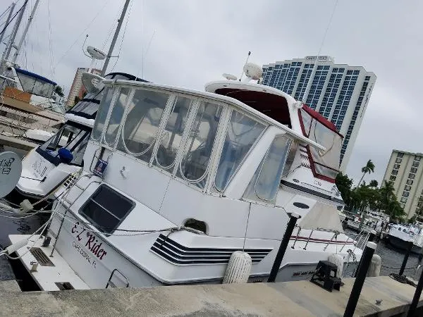 Slide: The Image of Sea Ray 440 Aft Cabin 1988 - 2