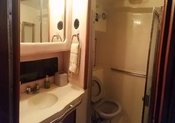 Slide: The Image of Sea Ray 440 Aft Cabin 1988 - 9