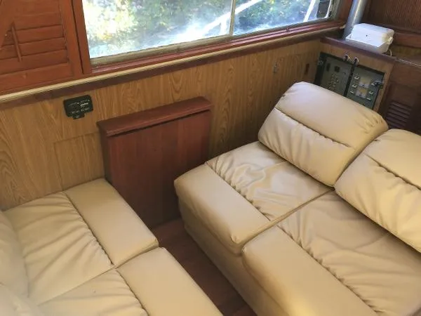 Slide: The Image of Bertram Flybridge Cruiser 1983 - 5