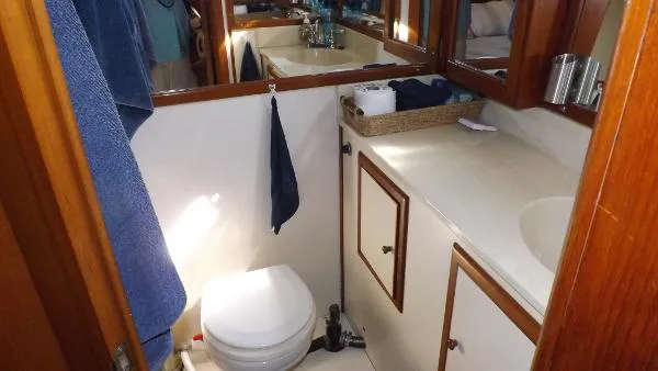 Slide: The Image of Heritage East Sundeck Trawler 1986 - 4