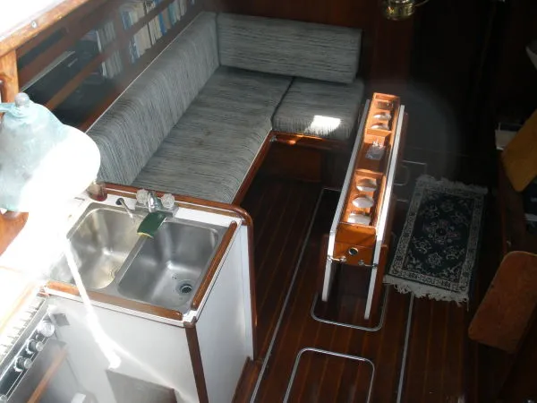 Slide: The Image of Columbia 10.7 Meter Sloop 1978 - 3