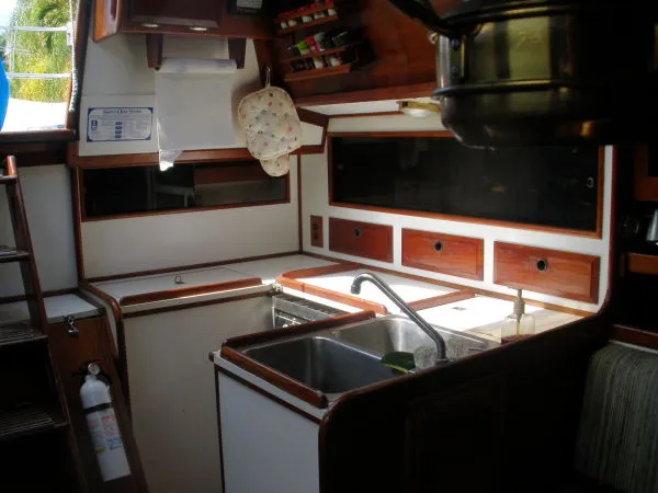 Slide: The Image of Columbia 10.7 Meter Sloop 1978 - 8
