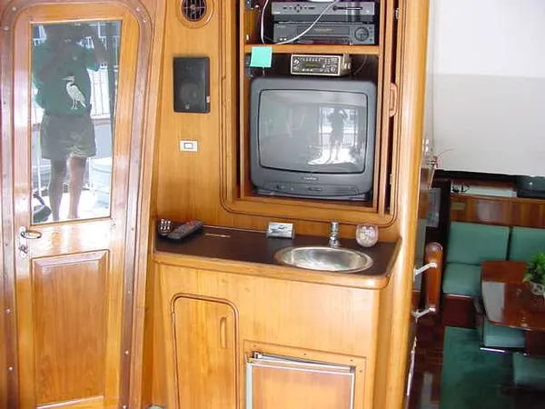 Slide: The Image of Gulfstar widebody 1986 - 5