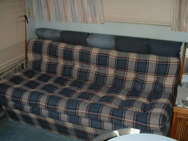 Slide: The Image of Sea Ray 340 Sedan 1987 - 4