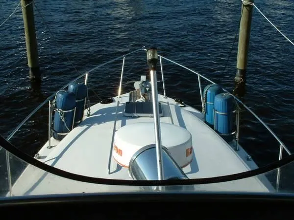 Slide: The Image of Sea Ray 340 Sedan 1987 - 8