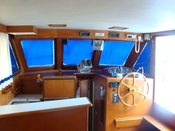 Slide: The Image of Ocean Alexander DC Trawler-Twins 1985 - 11